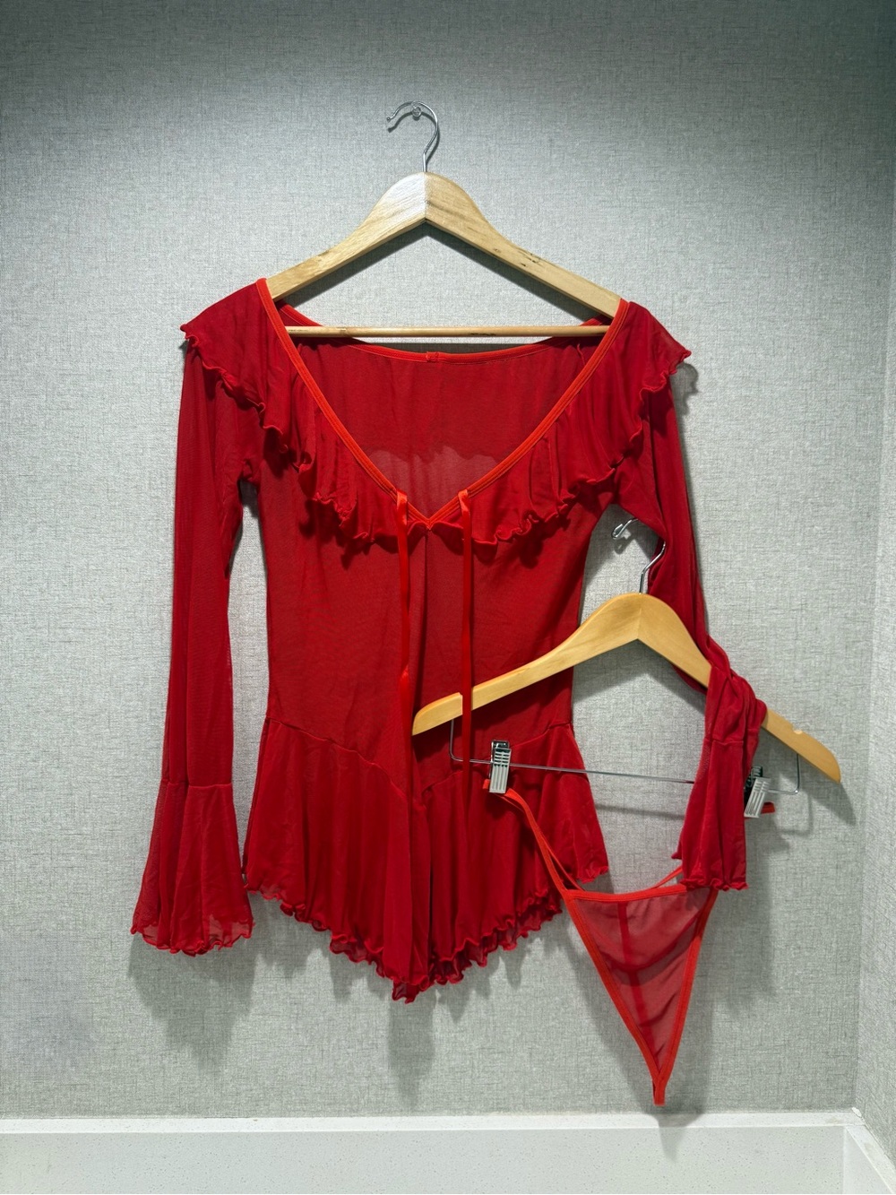 {SHEIN} Red Ruffle Lace-Up Women's Lingerie Thong Set